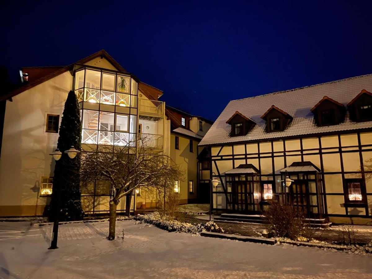 Landhotel Der Distelhof Mit Scheunencafe Dillstadt Exterior foto